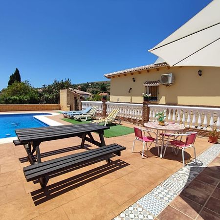 Los Olivos Málaga Exteriör bild
